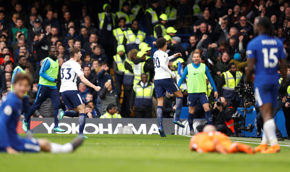 Dele Alli celebrates scoring Spurs’ third goal against Chelsea in Tottenham’s first-ever Premier League win at Stamford Bridge. (Getty)