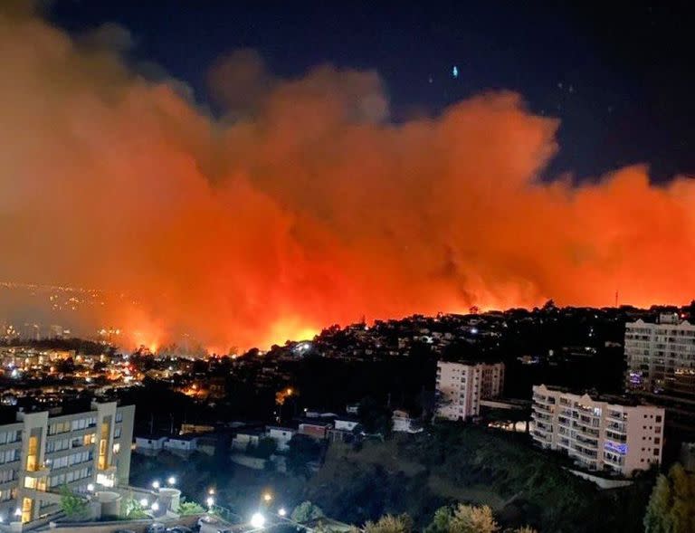 Incendio en Viña del Mar; Incendios en Chile; mundo; fuego; bomberos; chile; viña del mar