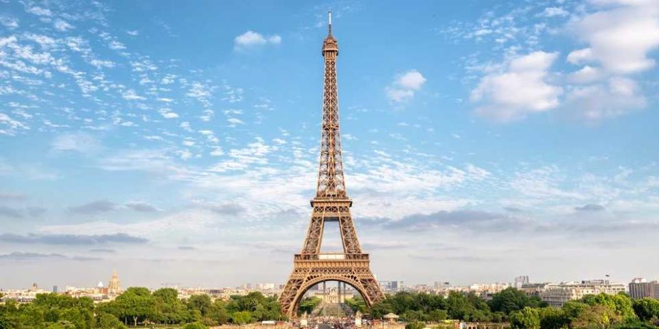 eiffel tower