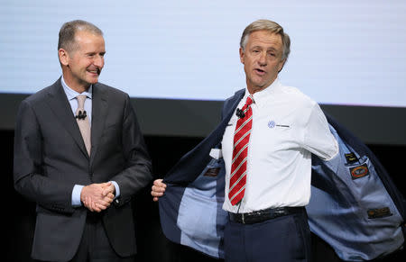 Dr. Herbert Diess, CEO, Volkswagen AG, and Governor of Tennessee Bill Haslam (R) attend the company's presentation at the North American International Auto Show in Detroit, Michigan, U.S., January 14, 2019. REUTERS/Jonathan Ernst