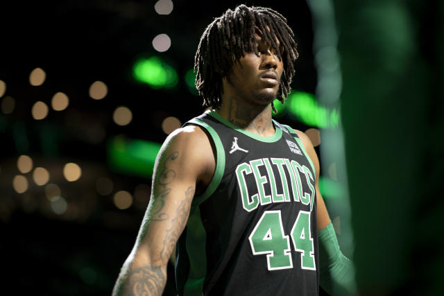 Boston Celtics center Robert Williams III suffers knee injury, out