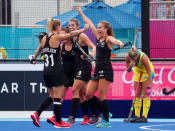 Hockey - Gold Coast 2018 Commonwealth Games - Women's Gold Medal Match - New Zealand v Australia - Gold Coast Hockey Centre - Gold Coast, Australia - April 14, 2018. New Zealand players celebrate winning the gold medal. REUTERS/David Gray