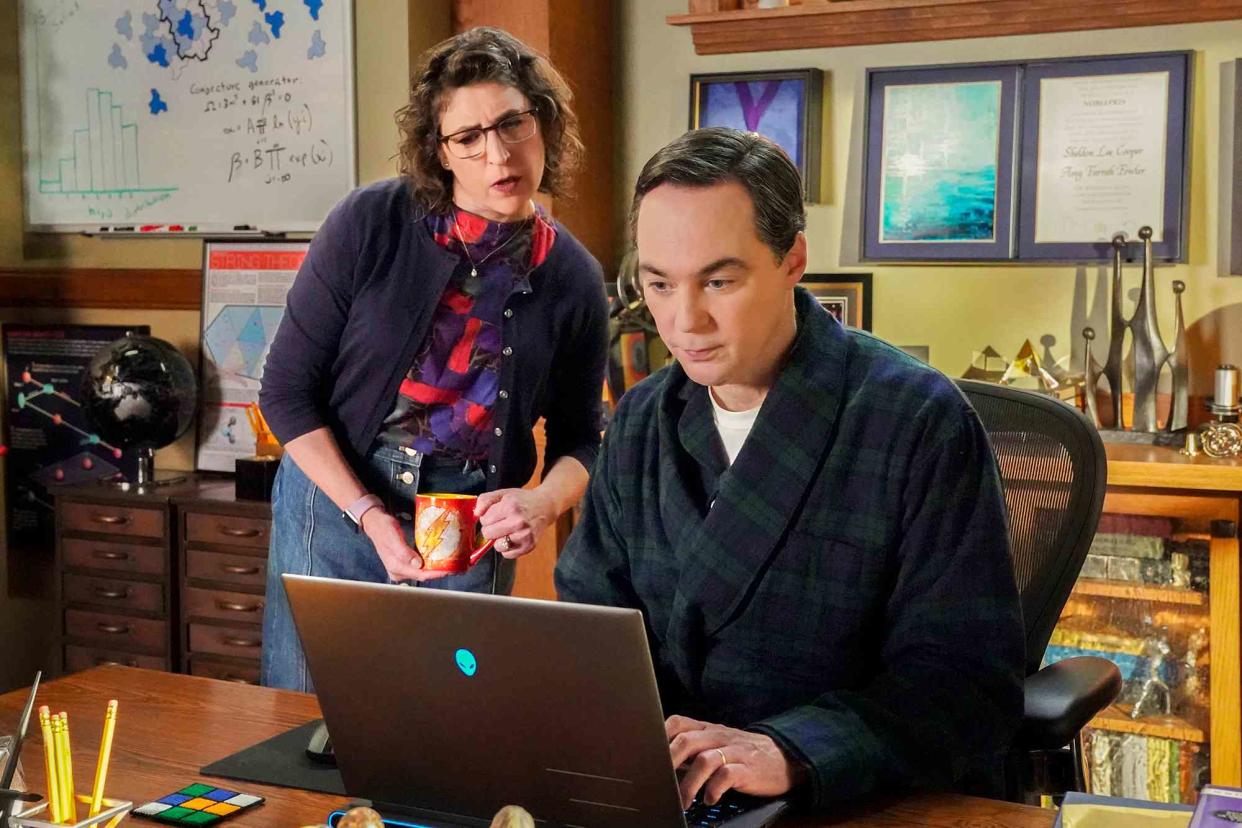 <p>Bill Inoshita / Warner Bros. Entertainment Inc.</p> Mayim Bialik and Jim Parsons in the two-part series finale of 