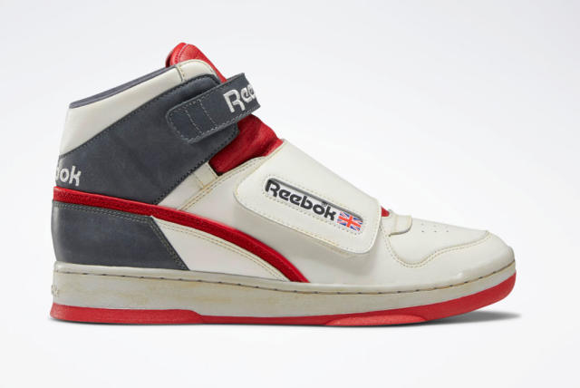 Fruta vegetales adolescente Destreza Reebok's 'Alien' Stompers Are Back for Its 40th Anniversary With New  Sneakers That Look Old