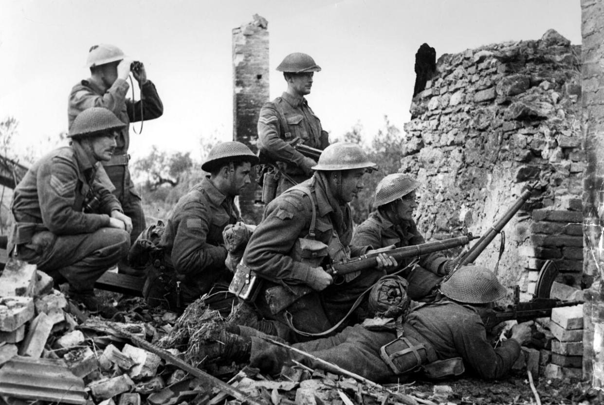 An undated photo of Canadian soldiers in Italy during the Second World War. They were dubbed D-Day Dodgers for not fighting in western Europe as part of the D-Day invasion. (Canadian Press - image credit)