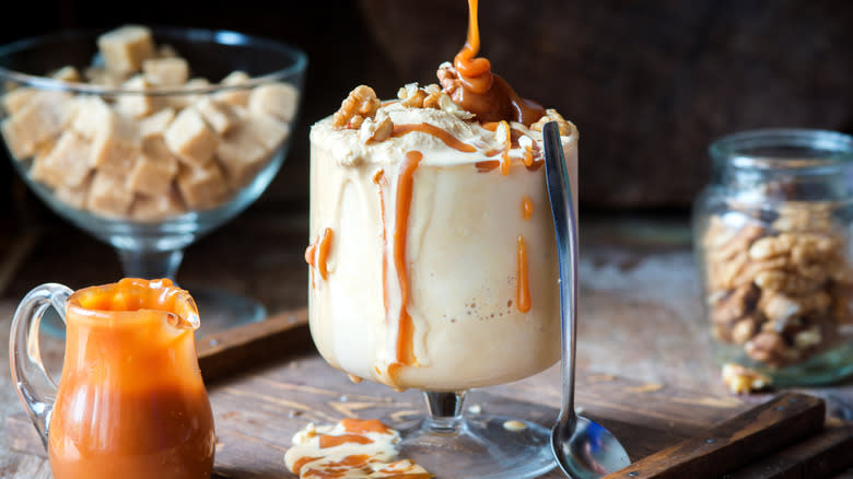 Apple pie ice cream in cup