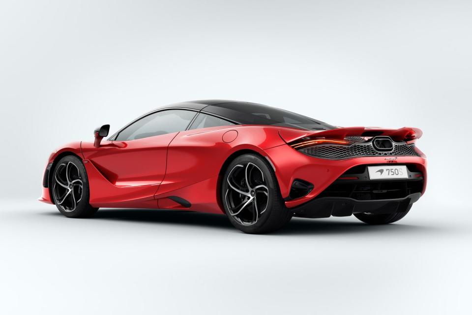 <p>2024 McLaren 750S Coupe</p>