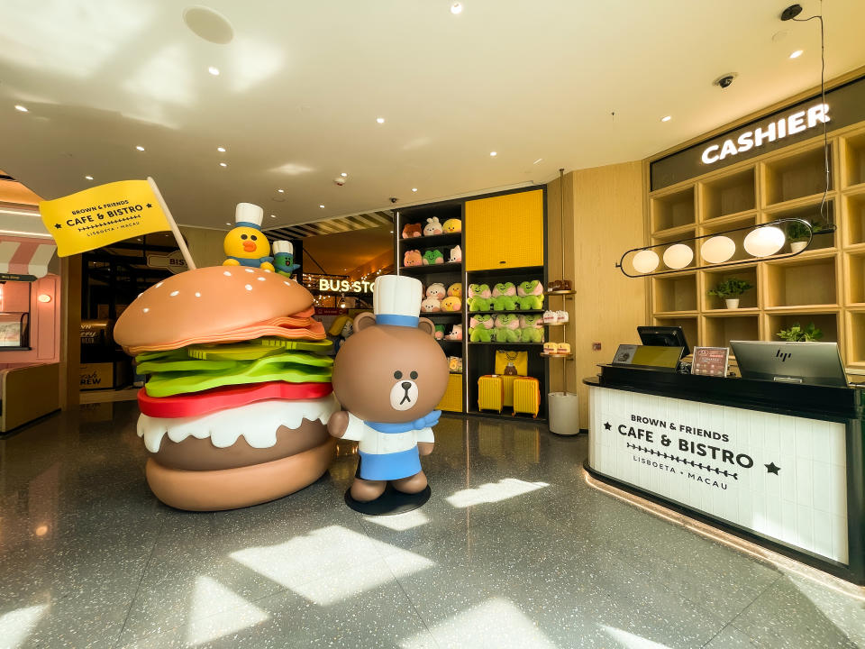 澳門旅遊｜全球首間 LINE FRIENDS 主題餐廳登陸葡京人 3大主題飲食區域  80道美食＋85款精品 11 LINE FRIENDS 同大家打卡