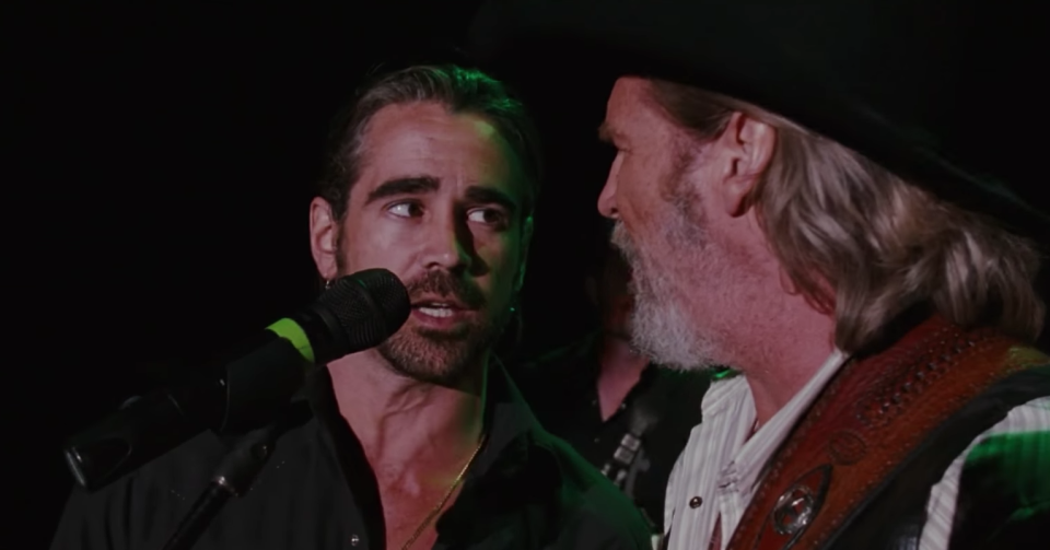 Colin Farrell and Jeff Bridges duetting on 'Fallin' and Flyin'' in 2009's 'Crazy Heart' - Credit: 20th Century Fox