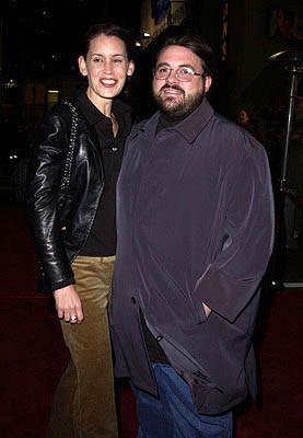 Jennifer Schwalbach and hubby Kevin Smith at the Hollywood premiere of Vanilla Sky