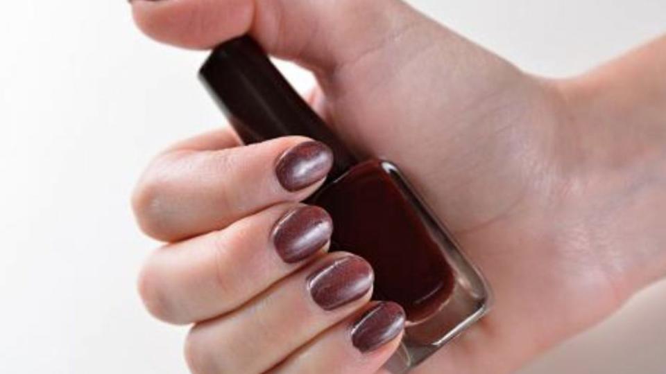 Fall nail polishes