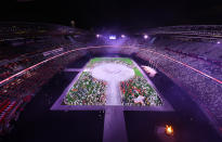 <p>The Athletes of the competing nations enter the stadium during the Closing Ceremony of the Tokyo 2020 Olympic Games at Olympic Stadium on August 08, 2021 in Tokyo, Japan. (Photo by Rob Carr/Getty Images)</p> 