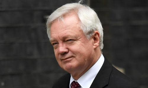 David Davis, Britain's Secretary of State for Exiting the European Union, arrives for a cabinet meeting at 10 Downing Street in London, September 21, 2017. REUTERS/Toby Melville