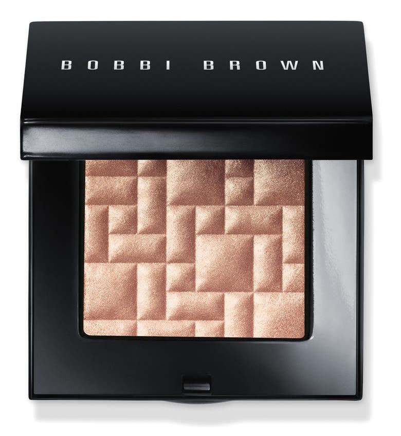 Bobbi Brown Highlighting Powder. Image via Nordstrom Canada.