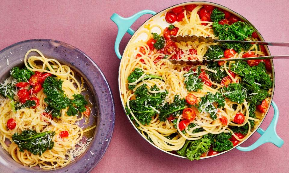 Anna Jones’s kale, tomato and lemon magic one-pot spaghetti.