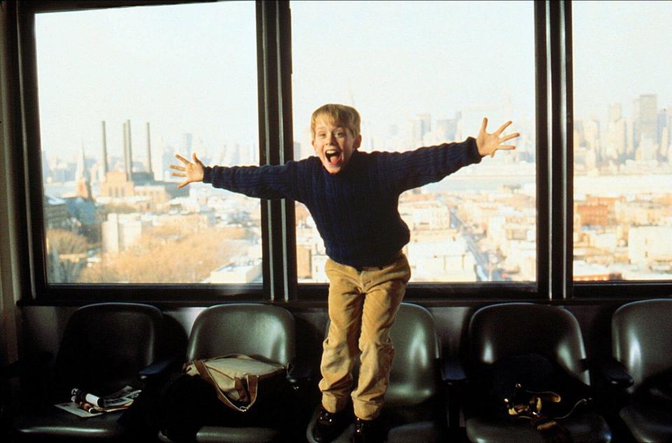 MACAULAY CULKIN, HOME ALONE 2: LOST IN NEW YORK, 1992