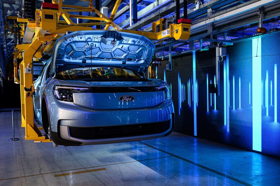 Wie Tesla plant auch Ford den Bau erschwinglicherer Elektrofahrzeuge. - Copyright: Lukas Schulze/Getty Images