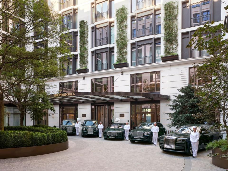 A stay at the Peninsula includes transport in a Rolls-Royce or Bentley limousine (Peninsula)