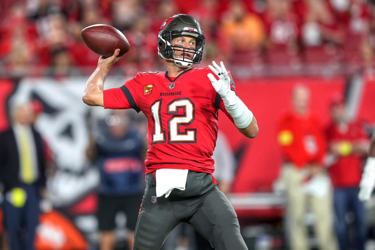 Falcons vs. Buccaneers: a look at the series history going into 2022 (part  1) - The Falcoholic