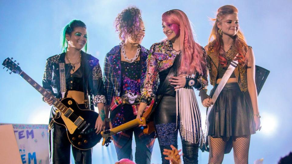 Jem and the Holograms (2015)