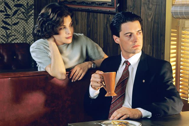 ABC via Getty Images Sherilyn Fenn and Kyle MacLachlan on 'Twin Peaks'