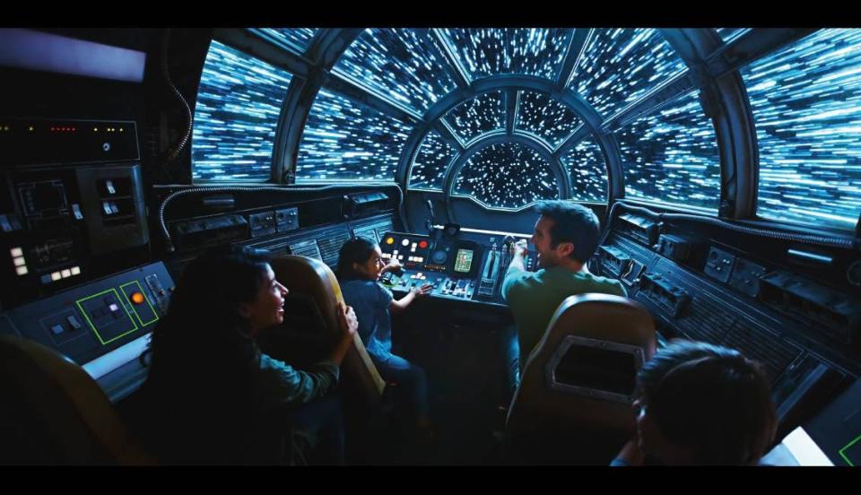 Disney Star Wars: Galaxy's Edge Ride