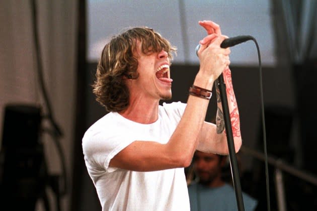 Incubus' Brandon Boyd performing in 2001 - Credit: Cewzan Grayson/PA Images/Getty Images