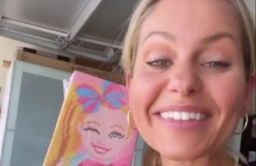 Candace Cameron Bure laughs off unexpected JoJo Siwa gift credit:Bang Showbiz