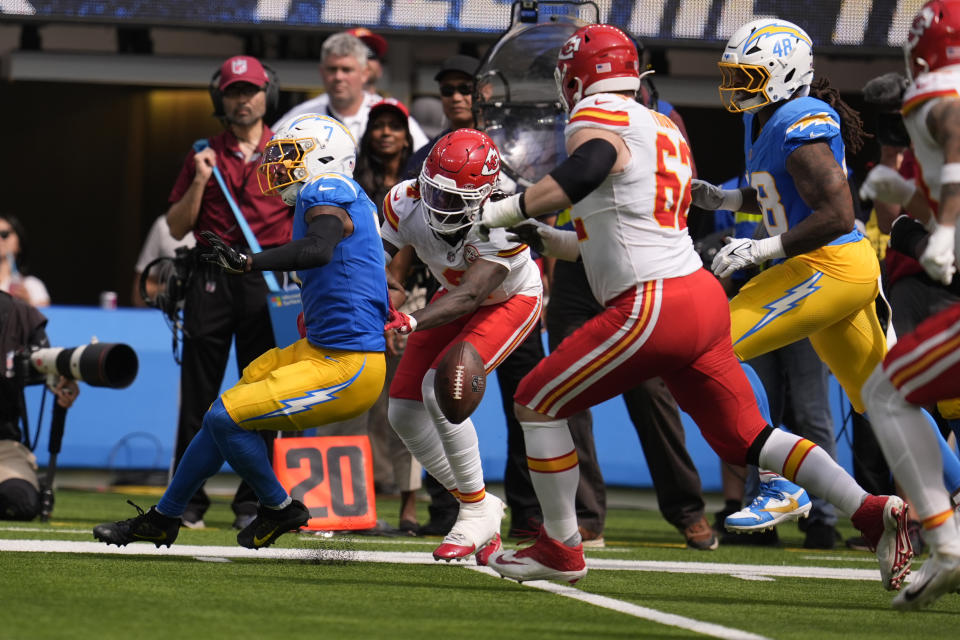 Chiefs WR Rashee Rice leaves field on cart with injury after collision