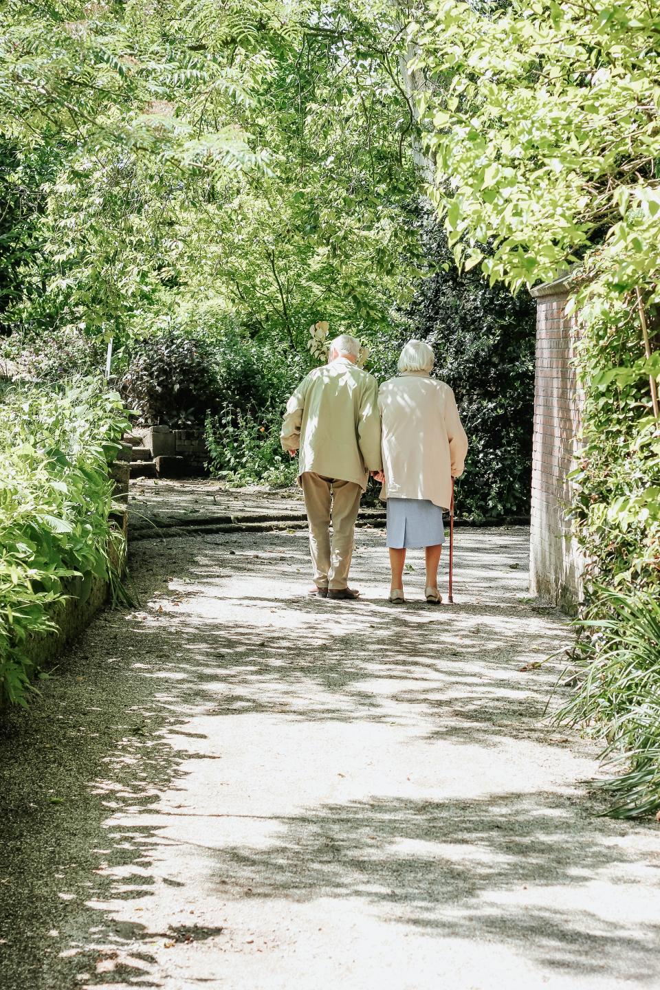 夫妻因為孝親費鬧翻。（示意圖／unsplash）