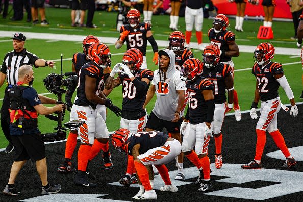 Jessie Bates #30 of the Cincinnati Bengals reacts with his team following an interception during the second quarter of Super Bowl LVI against the Los Angeles Rams at SoFi Stadium on February 13, 2022 in Inglewood, California.