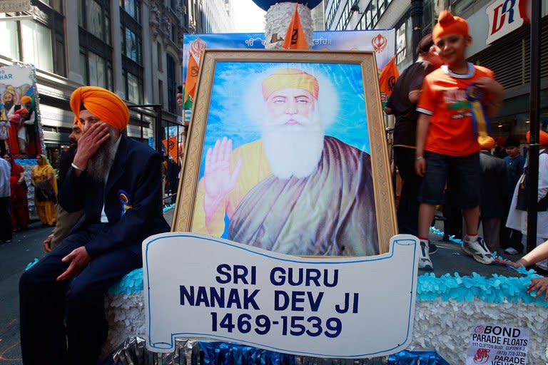 Sikhs prepare to march in the annual NYC Sikh Day Parade April 25, 2009 in New York City