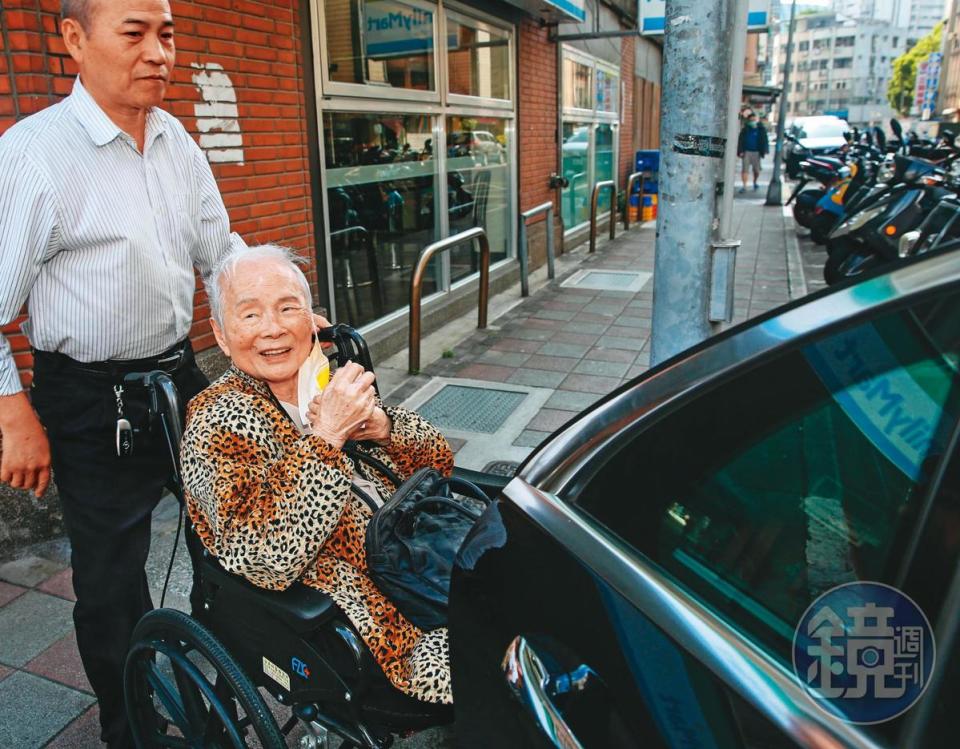 東元阿嬤林明穱高齡104歲，退休後最大的重心是參與教會活動。
