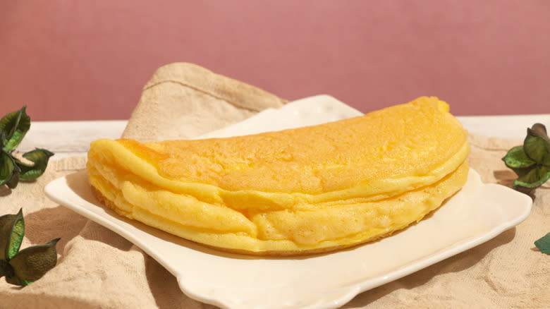 Soufflé omelet on plate