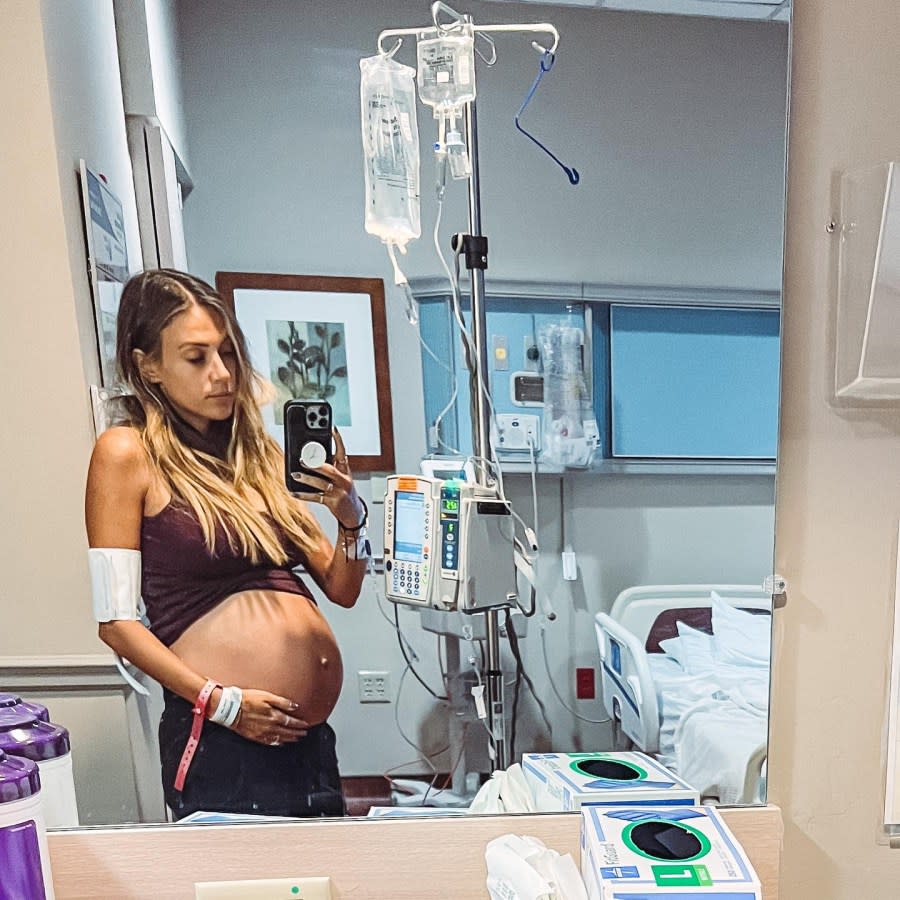 Pregnant Jana Kramer Reveals 'Baby Is Good' After She's Hospitalized With Bacterial Infection