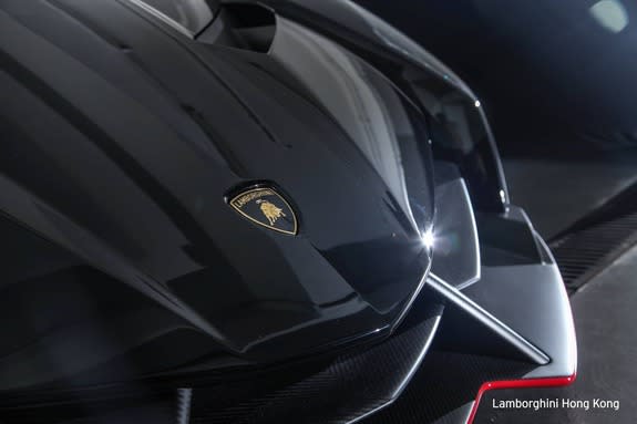 Lamborghini Veneno Roadster