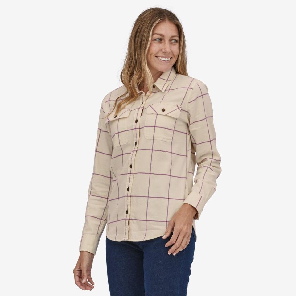 10) Long-Sleeved Midweight Fjord Flannel Shirt