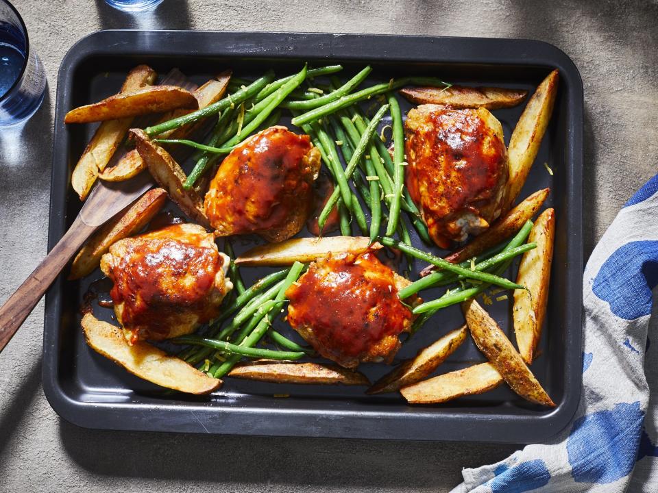 Sheet Pan BBQ Chicken Thighs with Green Beans and Potatoes 