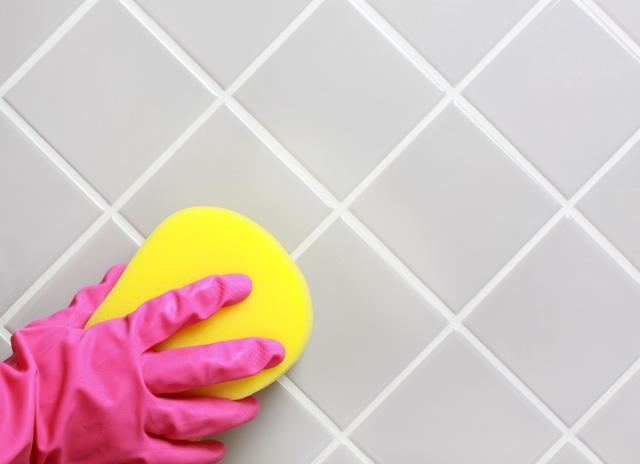 10 Items It's Time to Replace in the Bathroom - Bob Vila