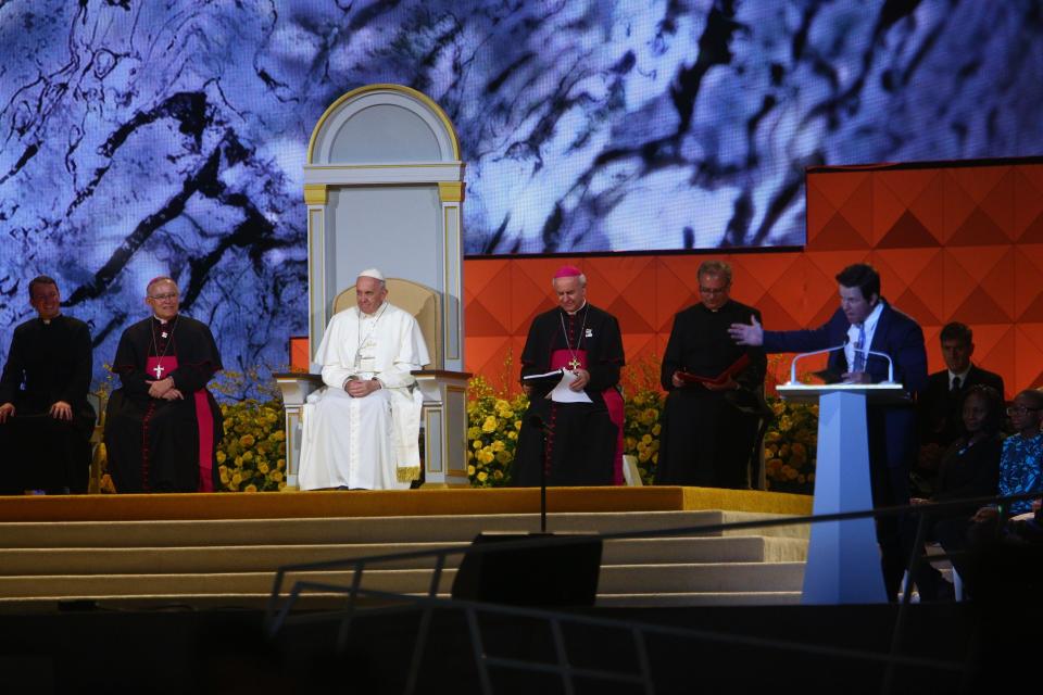 PHILADELPHIA, PA - SEPTEMBER 26: Pope Francis speaks at the Festival of Families along Benjamin Franklin Parkway on September 26, 2015 in Philadelphia, Pennsylvania. Pope Francis wraps up his trip to the United States with two days in Philadelphia, attending the Festival of Families and meeting with prisoners at the Curran-Fromhold Correctional Facility. (Photo by Eric Thayer-Pool/Getty Images)