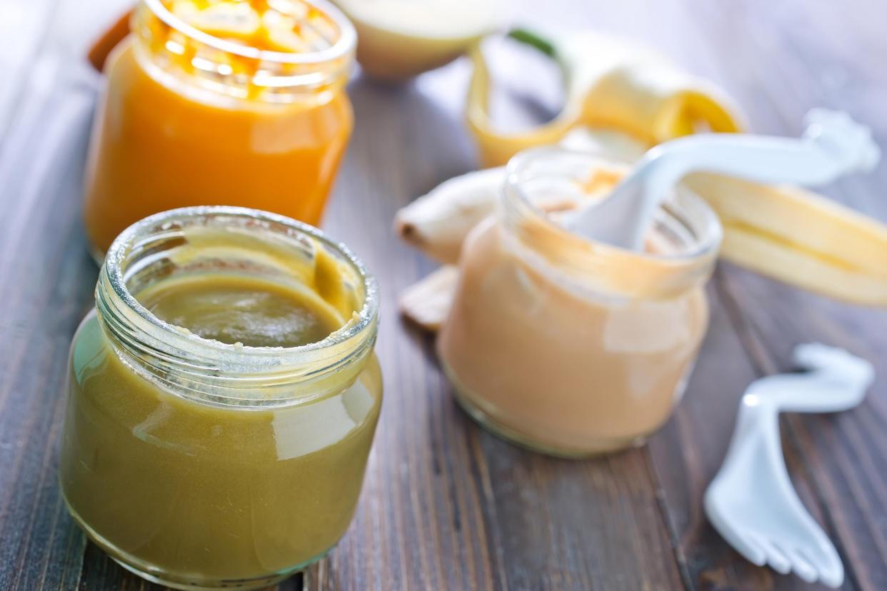 baby food in wooden table