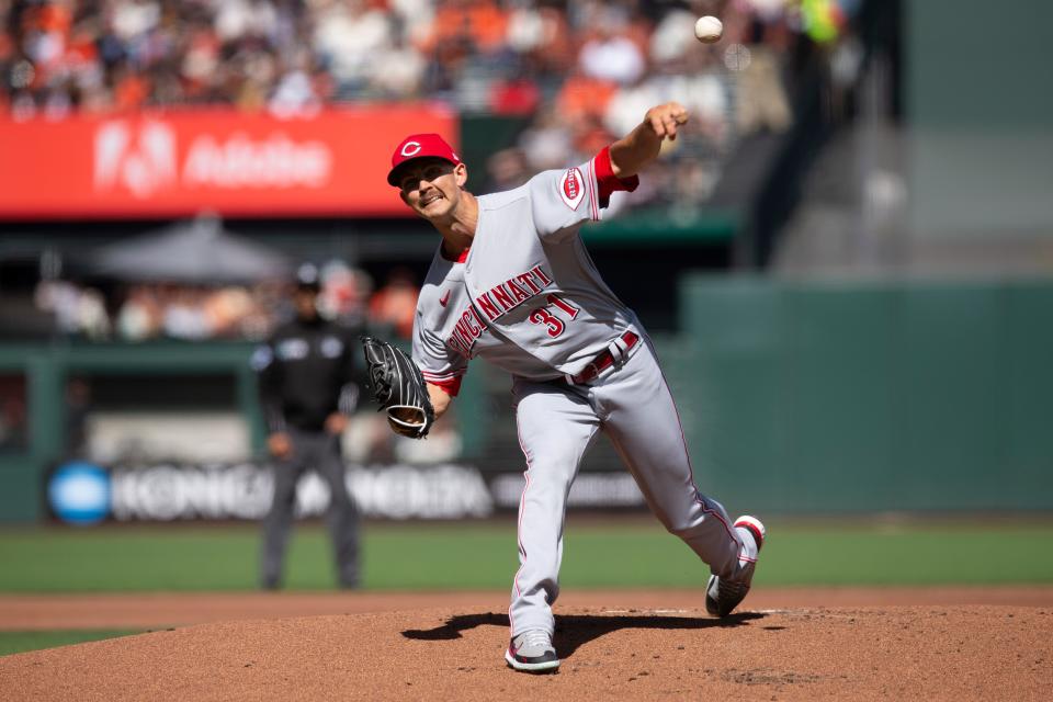 Jun 25, 2022; San Francisco, California, USA; Cincinnati Reds starting pitcher Mike Minor (31) delivers a pitch against the San Francisco Giants during the first inning at Oracle Park. Mandatory Credit: D. Ross Cameron-USA TODAY Sports