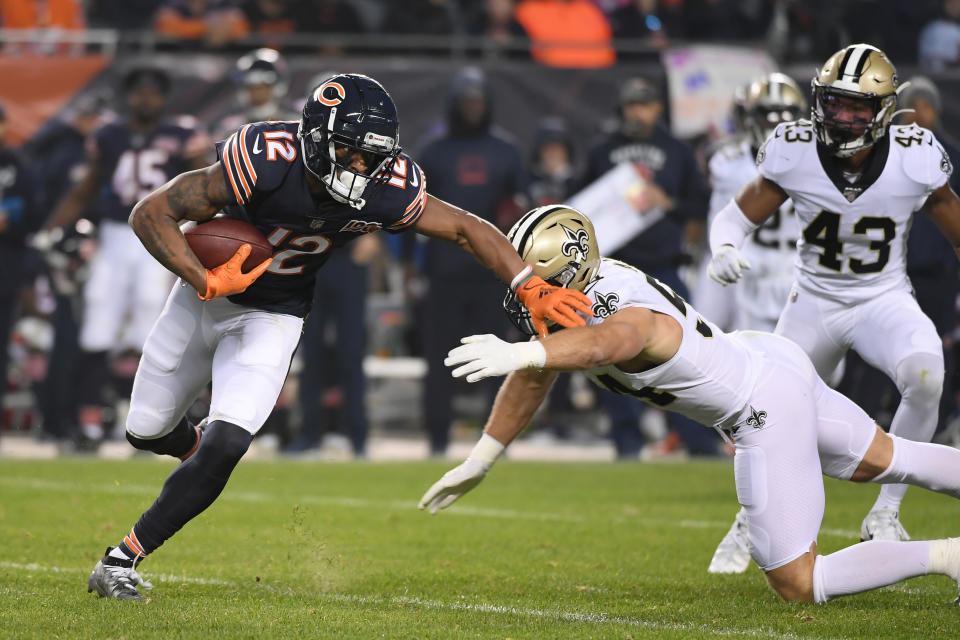 CHICAGO, IL - OCTOBER 20: Chicago Bears wide receiver Allen Robinson (12) battles with New Orleans Saints outside linebacker Kiko Alonso (54) in game action during a game between the Chicago Bears and the New Orleans Saints on October 20, 2019 at Soldier Field in Chicago, IL. (Photo by Robin Alam/Icon Sportswire via Getty Images)