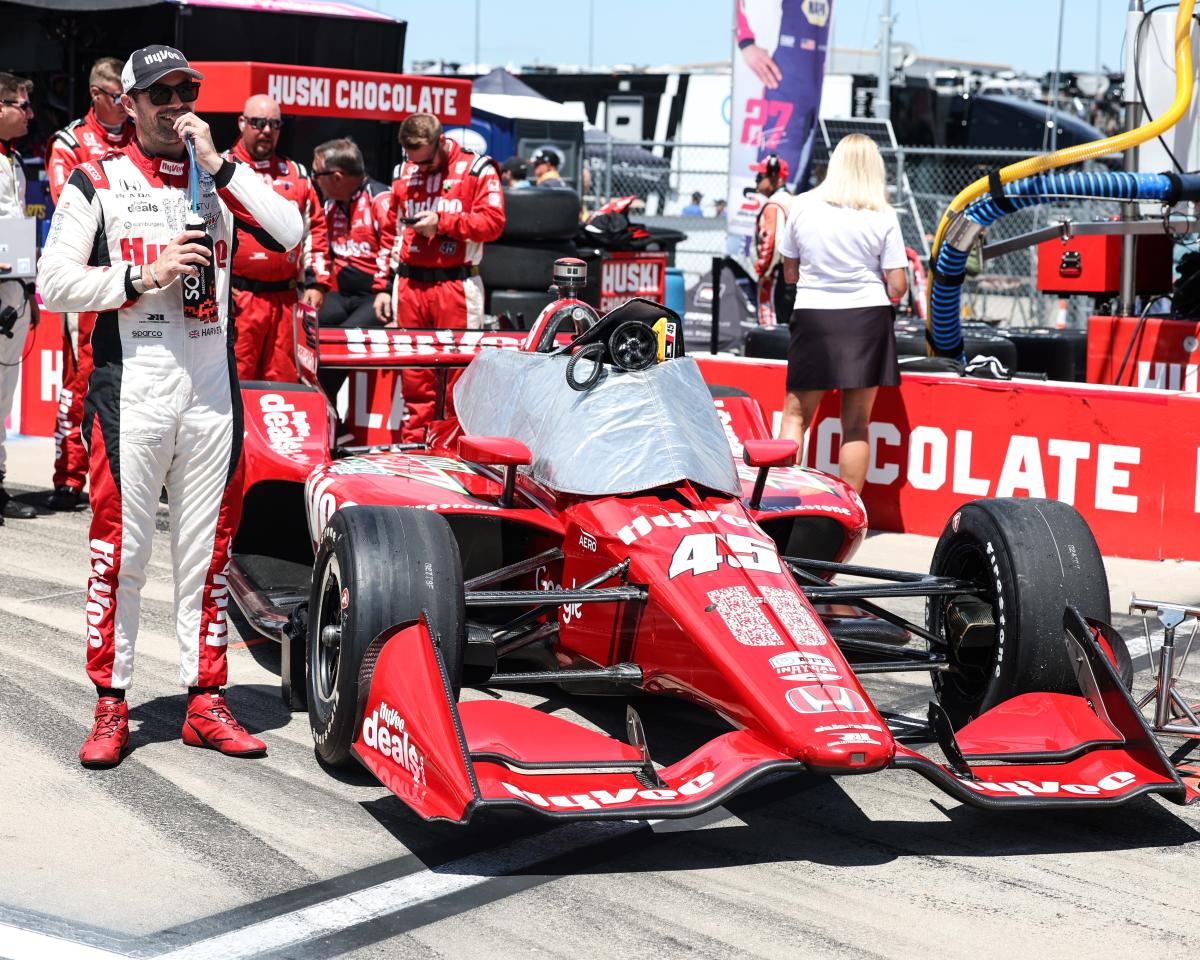 HyVee IndyCar Weekend at Iowa Speedway moves to earlier date to avoid