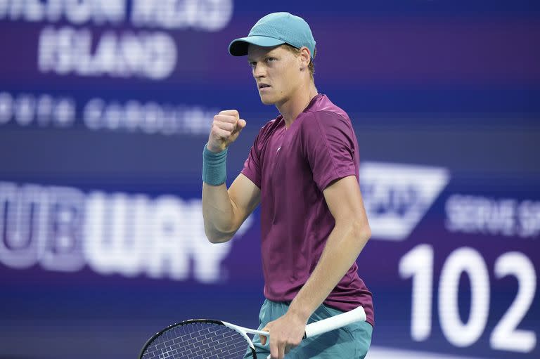 El italiano de 21 años representa a la nueva generación del tenis y lo está demostrando 