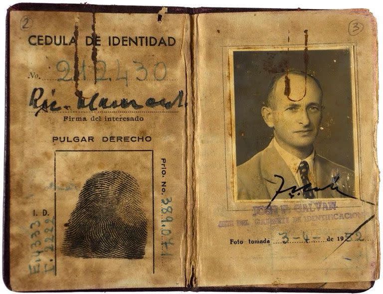 La cédula de identificación de Adolf Eichmann en la Argentina con la identidad falsa de Ricardo Klement