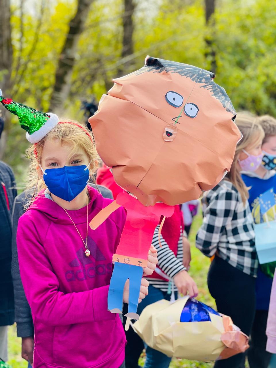 Fourth grader JoJo Niceley created her Dad for her balloon float at Balloons over Shannondale at Shannondale Elementary on Nov. 23, 2021.