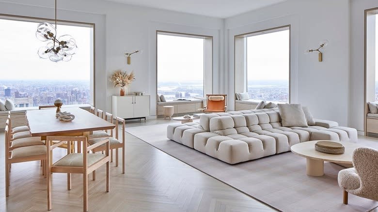 Condo in 432 Park Avenue