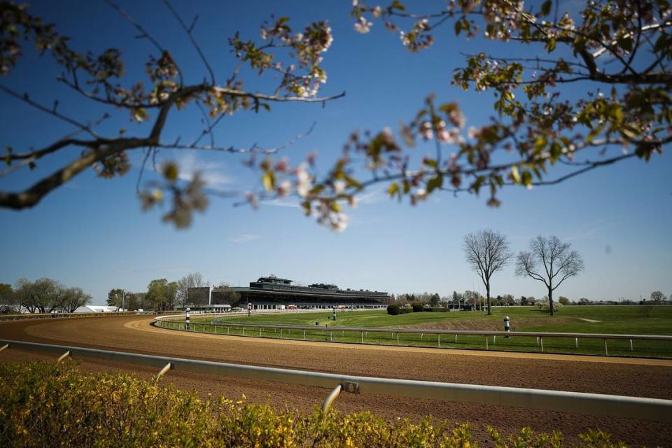 Keeneland’s Spring Meet has free activities on Saturday morning and free tailgating on The Hill all weekend this year. The track is closed April 9, Easter Sunday.