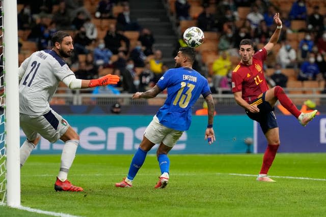 Ferran Torres heads home